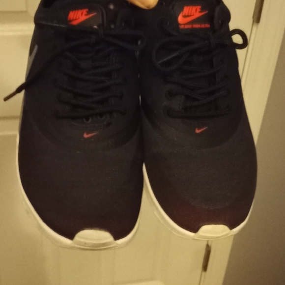 Nike air max thea size 7 - Picture 3 of 4